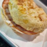 pão de queijo recheado