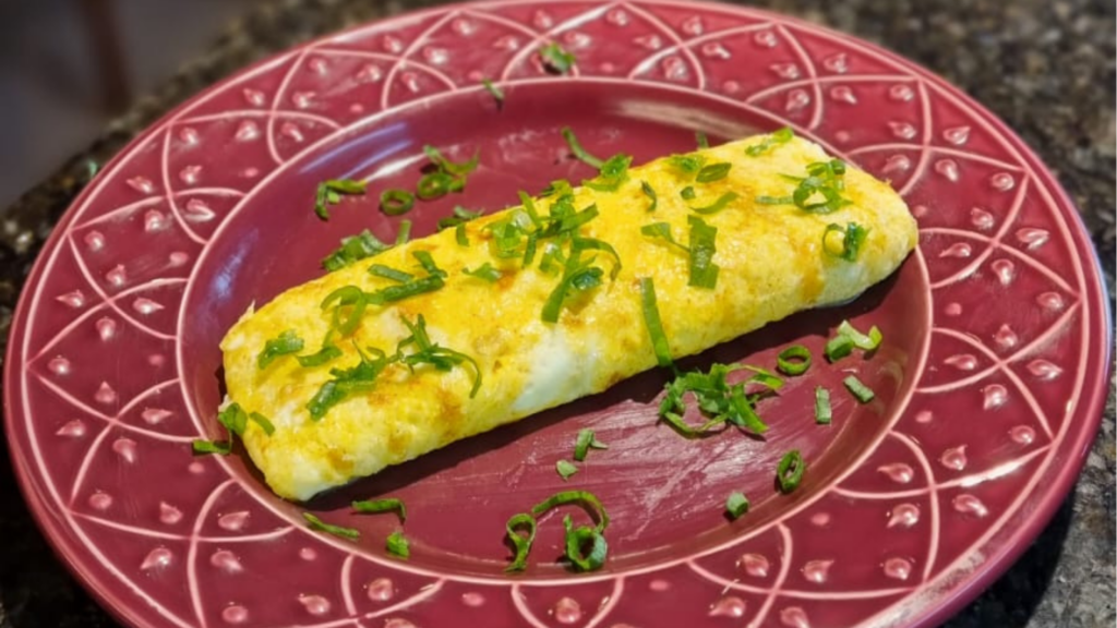 omelete finalizado com cebolinha